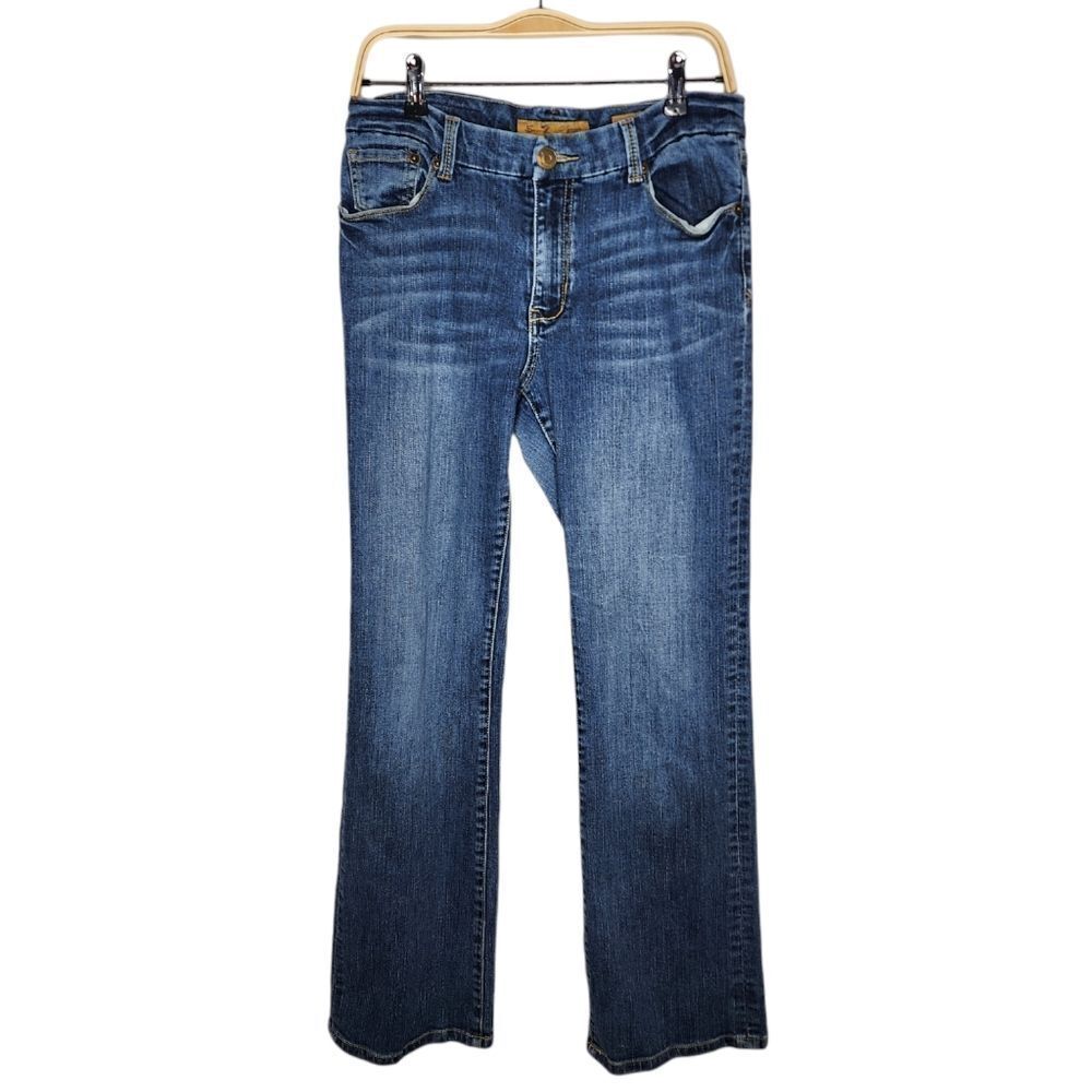 Seven7~ Boot Cut Jeans with Stretch